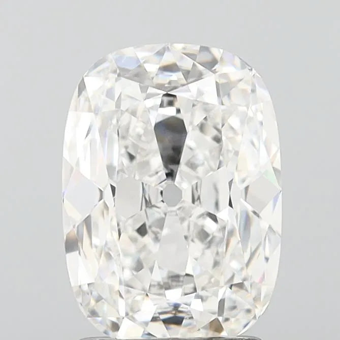 3.01ct Cushion modified Lab Grown Diamond (Colour E, Clarity VVS2, IGI Certified)