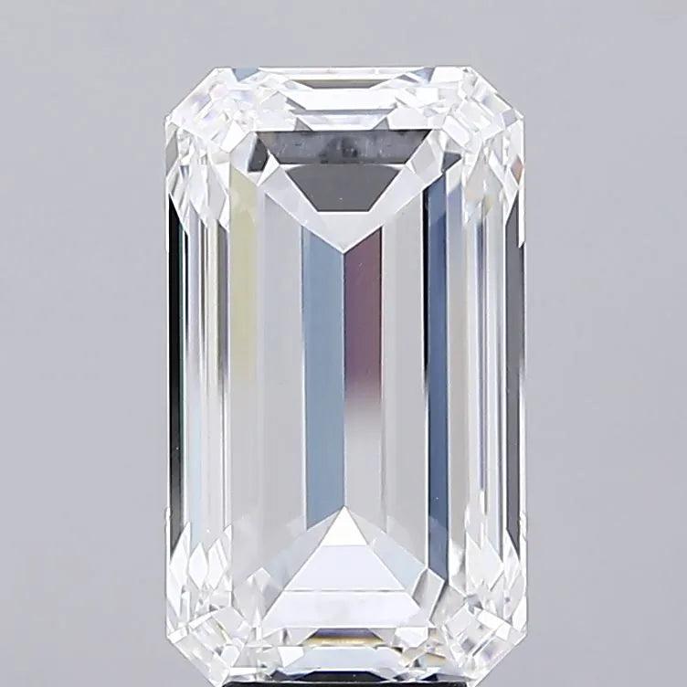 8.02ct Emerald Lab Grown Diamond (Colour E, Clarity VVS2, IGI Certified)