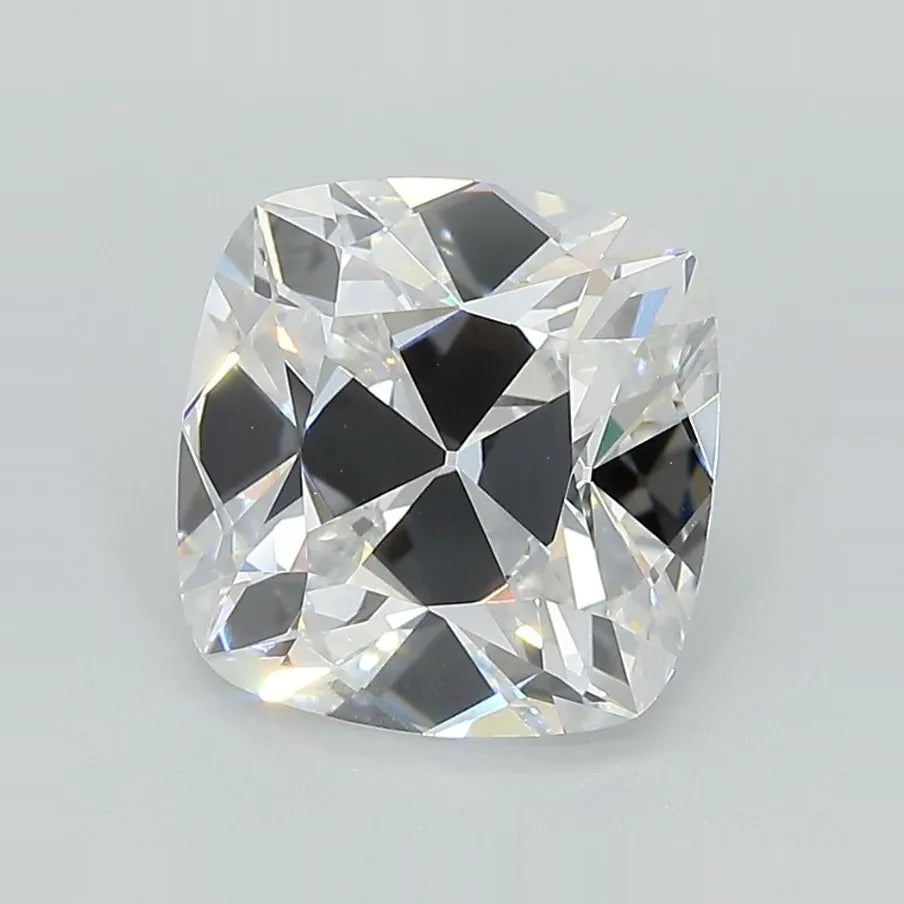 3.25ct Cushion modified Lab Grown Diamond (Colour E, Clarity VVS2, IGI Certified)