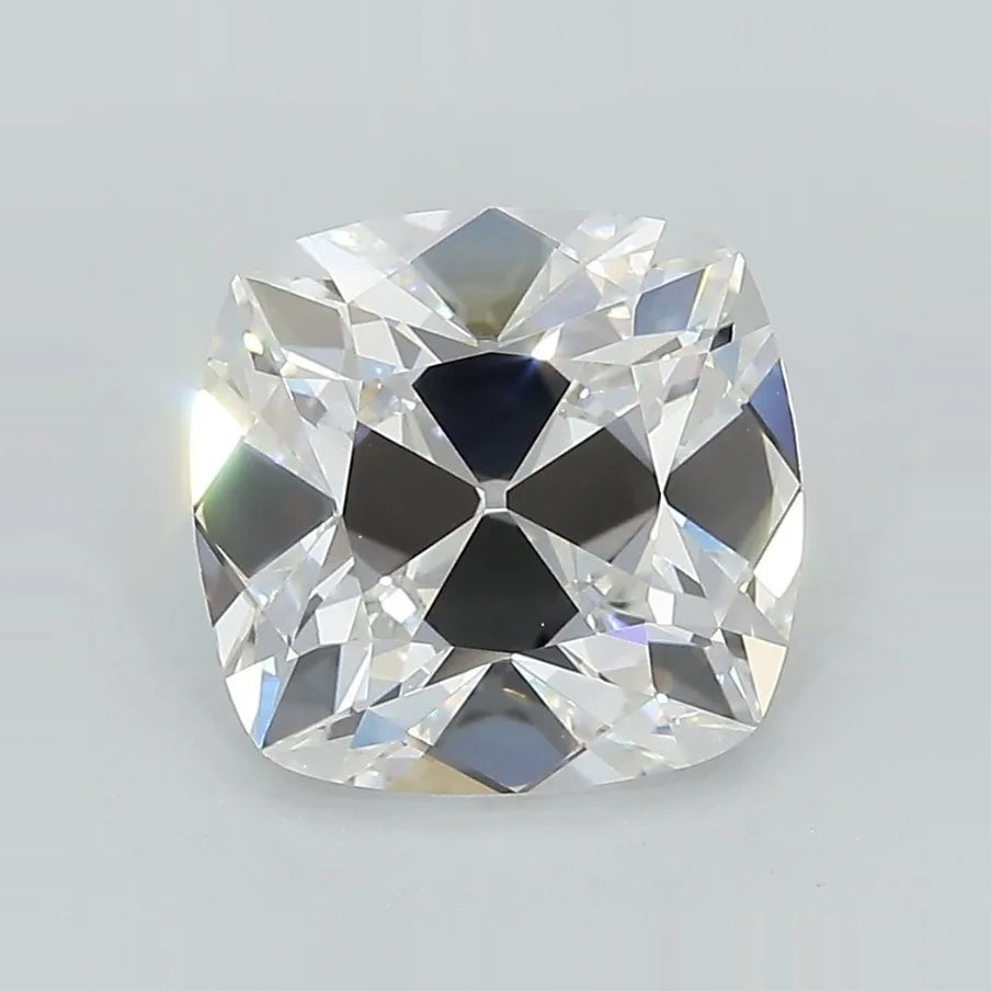 3.21ct Cushion modified Lab Grown Diamond (Colour E, Clarity VVS2, IGI Certified)