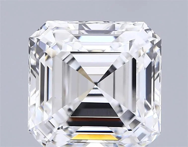 4.00ct Square emerald Lab Grown Diamond (Colour E, Clarity VVS2, IGI Certified)