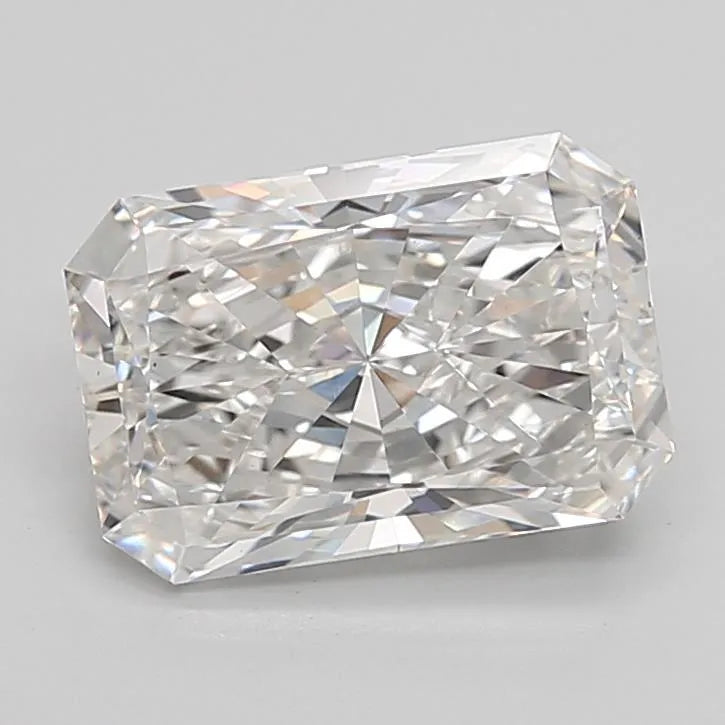3.03ct Radiant Lab Grown Diamond (Colour F, Clarity VVS2, IGI Certified)