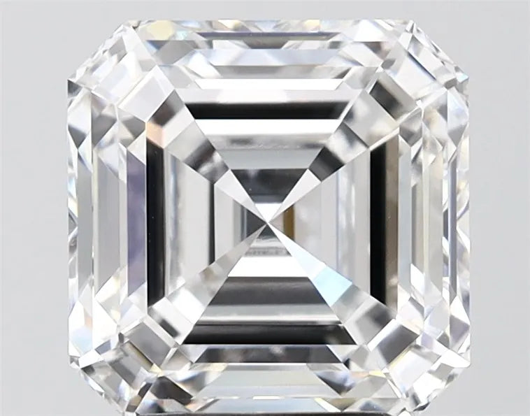 4.20ct Square emerald Lab Grown Diamond (Colour E, Clarity VVS2, IGI Certified)
