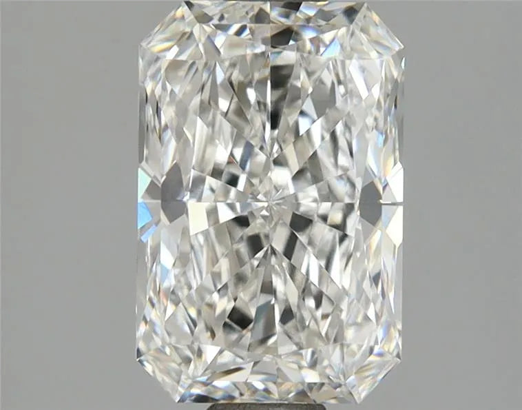 2.07ct Radiant Lab Grown Diamond (Colour F, Clarity VVS1, IGI Certified)