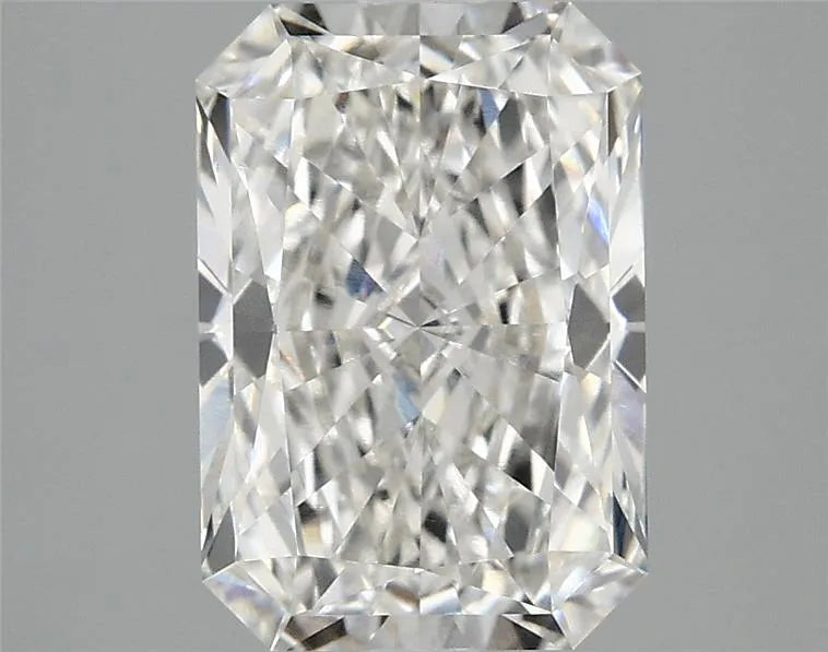 2.52ct Radiant Lab Grown Diamond (Colour G, Clarity VVS1, IGI Certified)