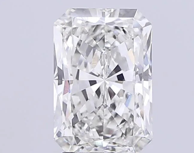 3.49ct Radiant Lab Grown Diamond (Colour G, Clarity VVS2, IGI Certified)